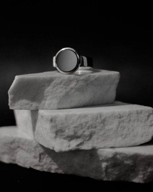 classic men's signet ring, mixed with modern creativity and pure minimalism.