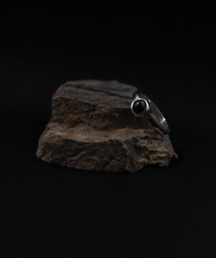 thrilling black pearl ring