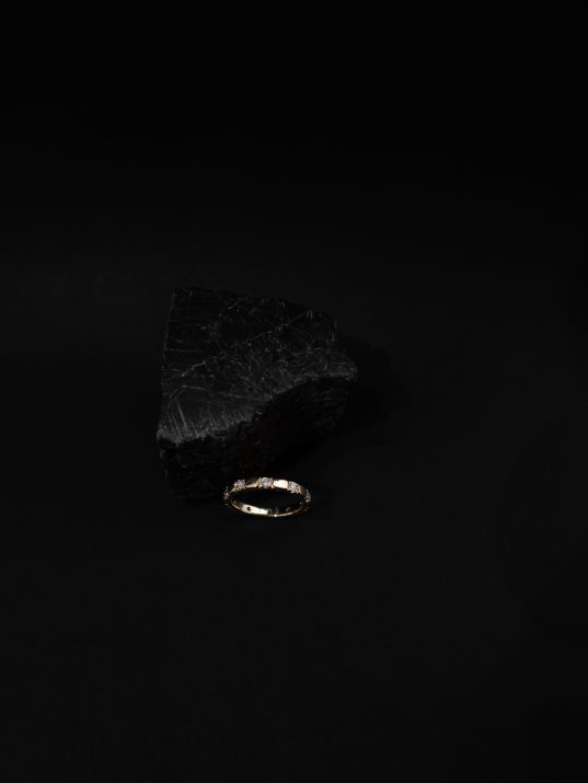 14K solid gold and diamonds ring